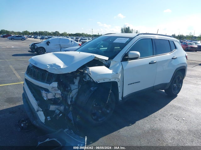 3C4NJCBB2MT505159 Jeep Compass Latitude Fwd
