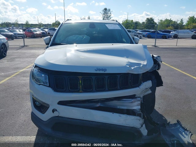 3C4NJCBB2MT505159 Jeep Compass Latitude Fwd