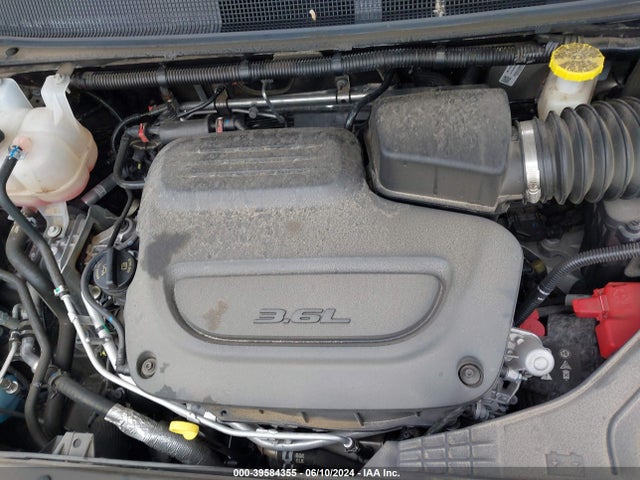 2C4RC1BG2MR565750 Chrysler Pacifica Touring L