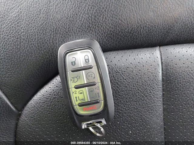 2C4RC1BG2MR565750 Chrysler Pacifica Touring L