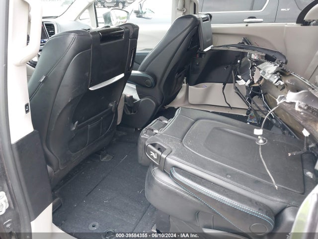 2C4RC1BG2MR565750 Chrysler Pacifica Touring L
