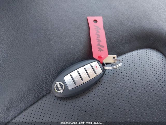 JN8AY2BA8N9393770 Nissan Armada Sl 2wd