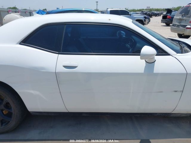 2C3CDZBG7FH704401 Dodge Challenger Sxt Plus