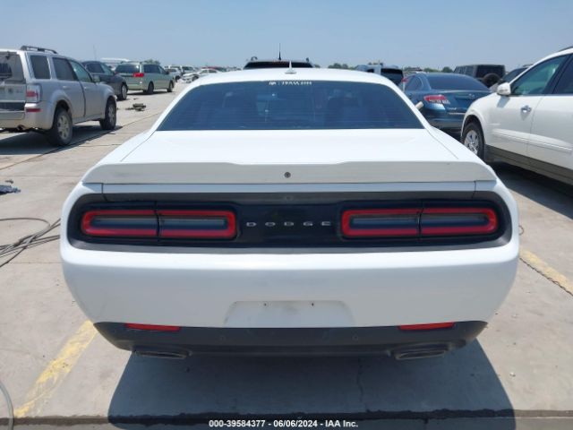 2C3CDZBG7FH704401 Dodge Challenger Sxt Plus