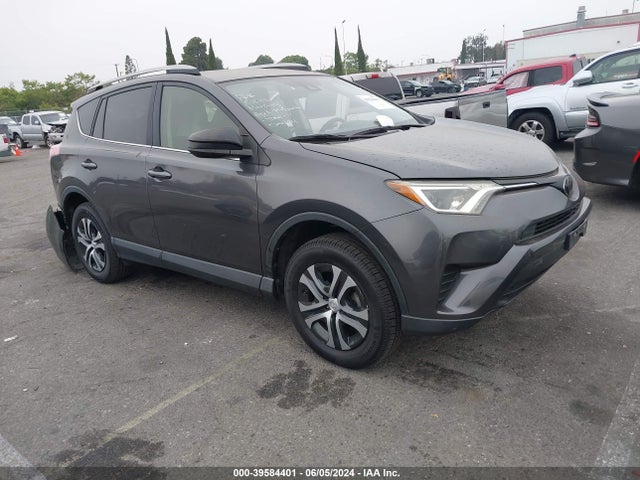 Toyota RAV4 LE 2017 JTMZFREVXHJ135362 zdjęcie główne