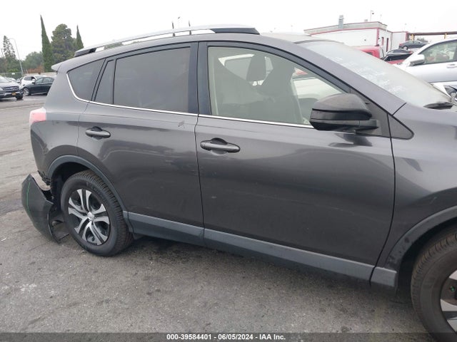 Toyota RAV4 LE 2017 JTMZFREVXHJ135362 Image 13