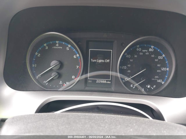 Toyota RAV4 LE 2017 JTMZFREVXHJ135362 Image 7