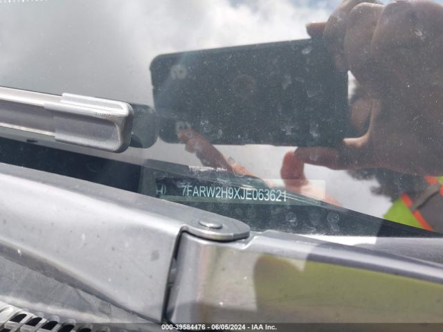 7FARW2H9XJE063621 Honda Cr-v Touring