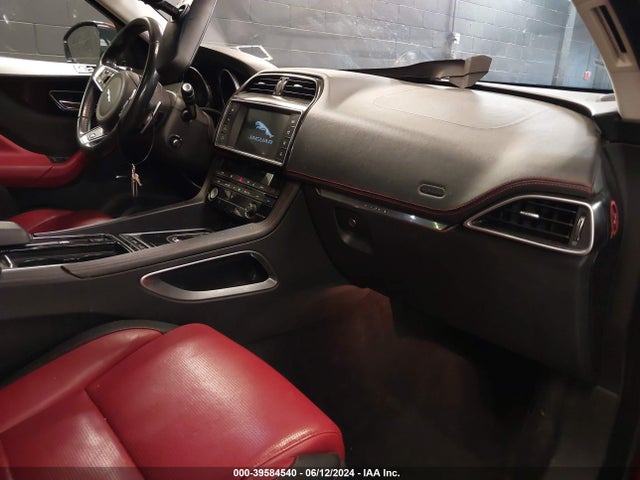 Jaguar F-pace 25t R-sport 2018 SADCL2FX9JA271031 Image 5