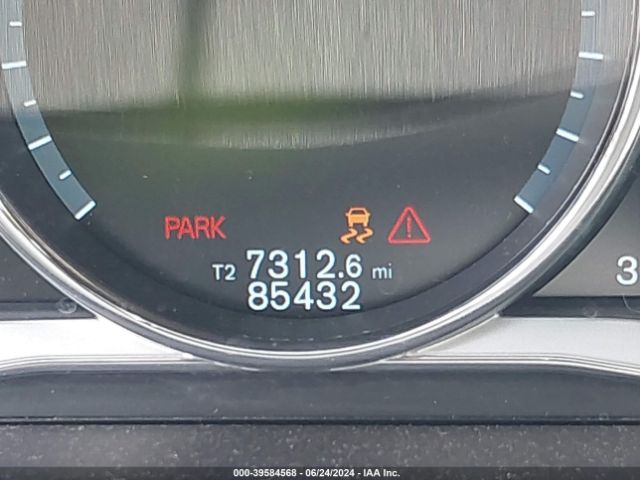 YV440MDK8G2781348 Volvo Xc60 T5 Drive-e Premier