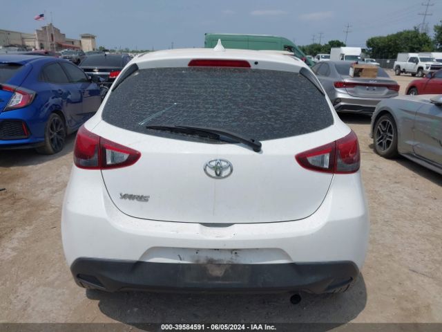 3MYDLBJV5LY701434 Toyota YARIS LE