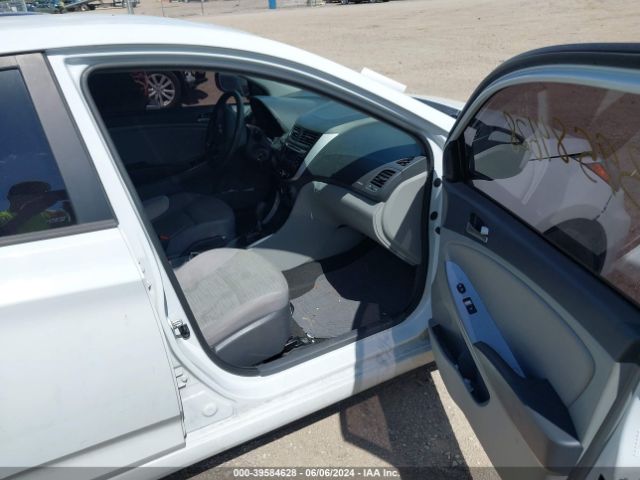 KMHCT4AE1HU368404 Hyundai ACCENT SE