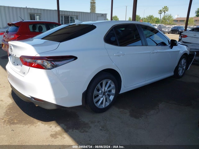 Toyota CAMRY LE 2024 4T1C11AK7RU253897 Image 4