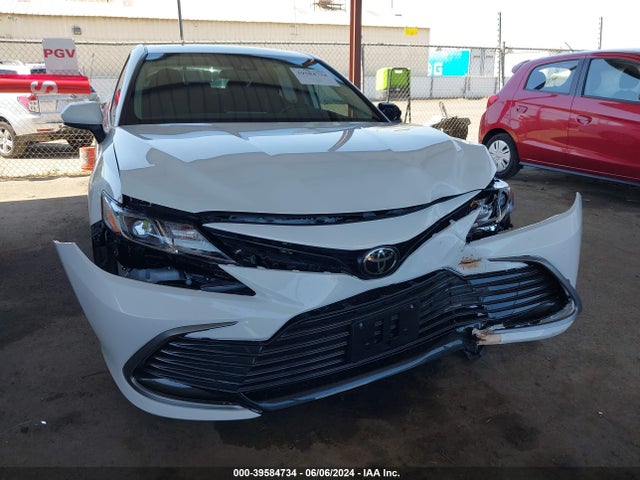 Toyota CAMRY LE 2024 4T1C11AK7RU253897 Image 6
