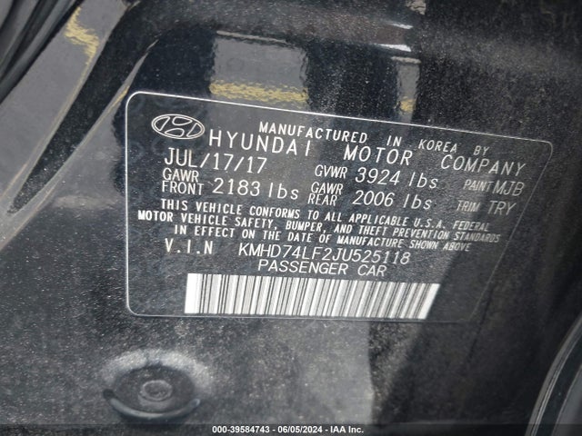 Hyundai ELANTRA SE 2018 KMHD74LF2JU525118 Image 9
