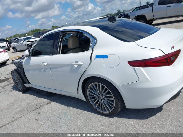 Alfa Romeo Giulia Ti Rwd 2017 ZARFAECN6H7553580 Image 14