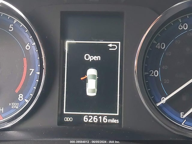 Toyota COROLLA SE 2018 2T1BURHE0JC099802 Image 16