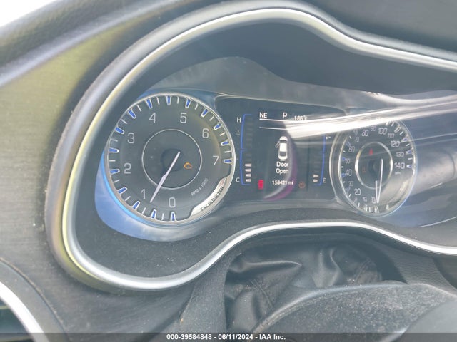 1C3CCCAB1FN679329 Chrysler 200 Limited
