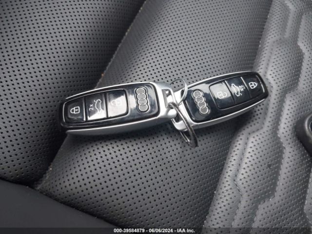 2022 AUDI RS E-TRON GT WAUBHBFW9N7901873 Photo 10