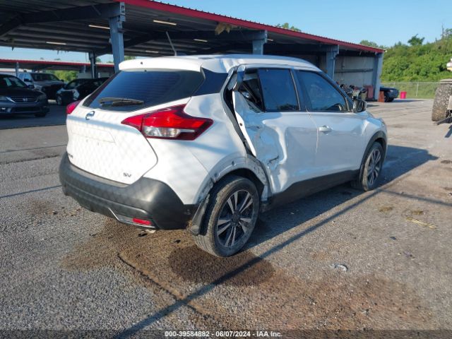 3N1CP5CU2KL555271 Nissan KICKS SV