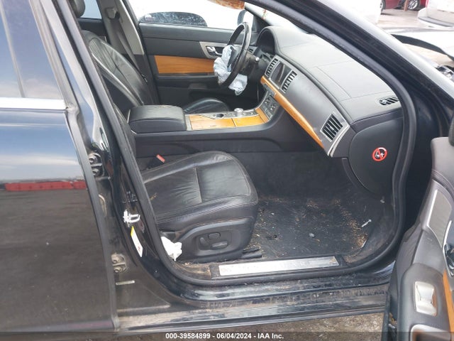 2009 JAGUAR XF SAJWA05B09HR30479 Photo 4