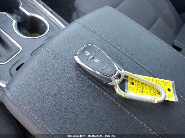 Chevrolet Traverse Ls 2019 1GNERFKW6KJ140719 Image 11