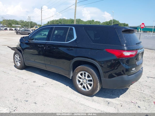 Chevrolet Traverse Ls 2019 1GNERFKW6KJ140719 Image 3