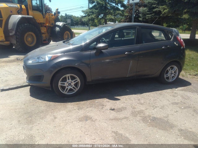 Ford FIESTA SE 2017 3FADP4EJ7HM115845 Image 2