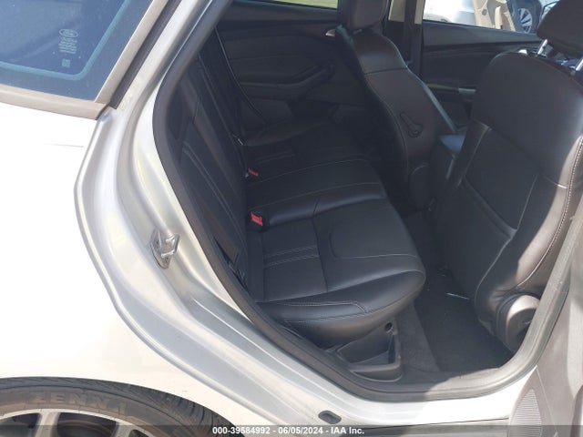 Ford FOCUS SE 2014 1FADP3K25EL134639 Image 8