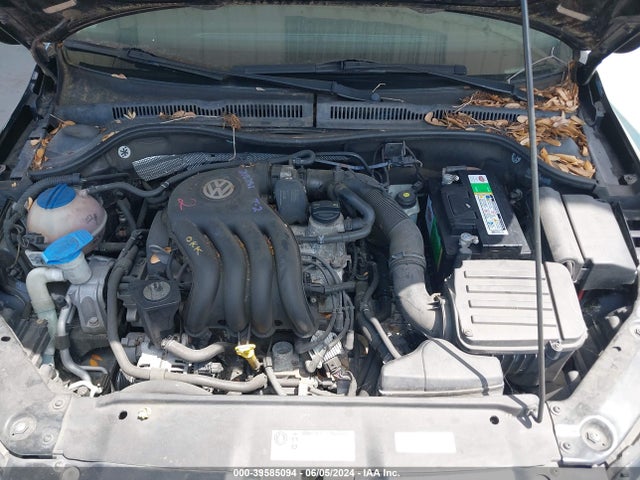 3VW2K7AJ7EM370642 Volkswagen Jetta 2.0l S