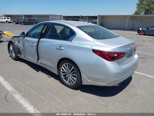 JN1EV7AP1JM361066 Infiniti Q50 3.0t Luxe