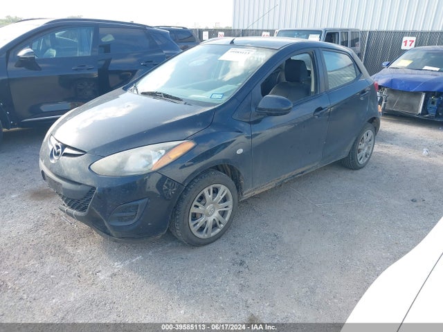 Mazda Mazda2 Sport 2014 JM1DE1KYXE0185094 Image 2