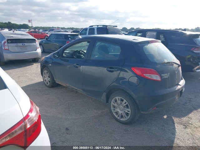 Mazda Mazda2 Sport 2014 JM1DE1KYXE0185094 Image 3