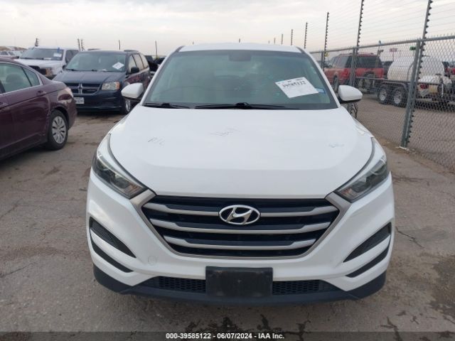 KM8J23A40JU700012 Hyundai TUCSON SE