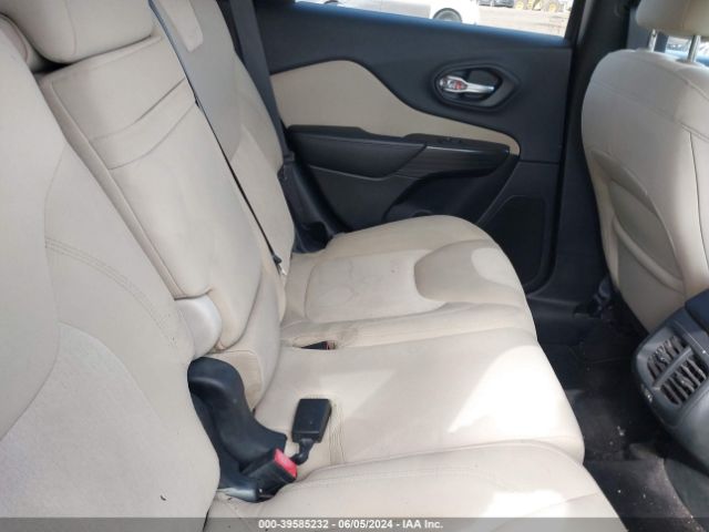1C4PJLAB3GW190395 Jeep Cherokee Sport