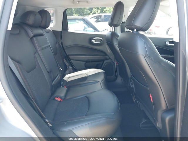 3C4NJDDB1KT800012 Jeep Compass Trailhawk 4x4