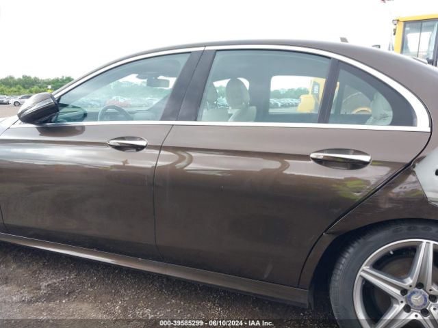 WDDZF4KB2HA103346 Mercedes-Benz E 300 4matic