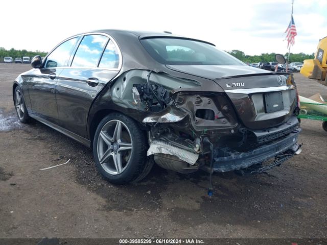 WDDZF4KB2HA103346 Mercedes-Benz E 300 4matic