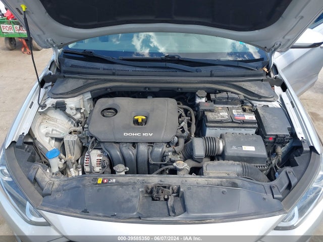 Hyundai Elantra Value Edition 2018 5NPD84LF2JH320460 Image 10