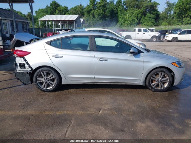 Hyundai Elantra Value Edition 2018 5NPD84LF2JH320460 Image 14