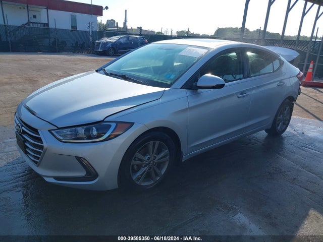 Hyundai Elantra Value Edition 2018 5NPD84LF2JH320460 Image 2