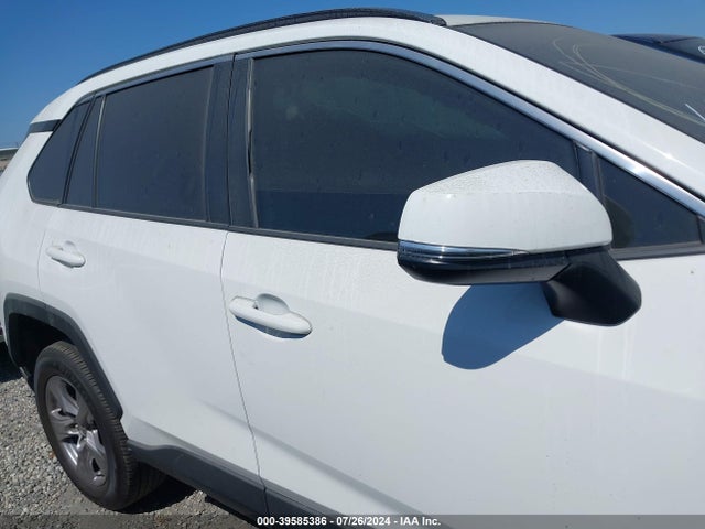 Toyota Rav4 Xle 2022 2T3W1RFV6NC195220 Image 14