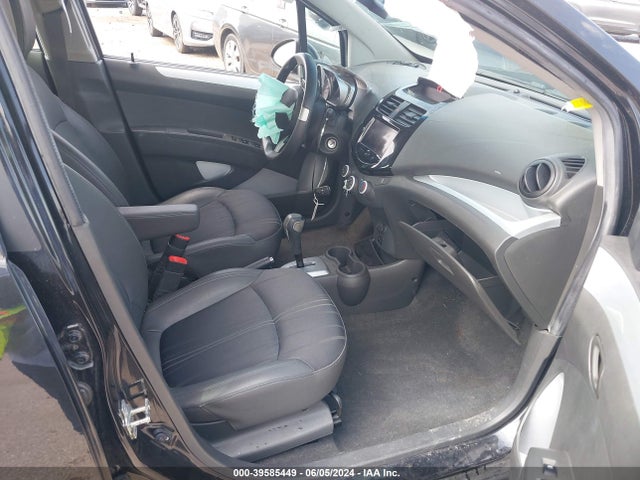 Chevrolet Spark 1lt Auto 2014 KL8CD6S99EC431242 Image 5