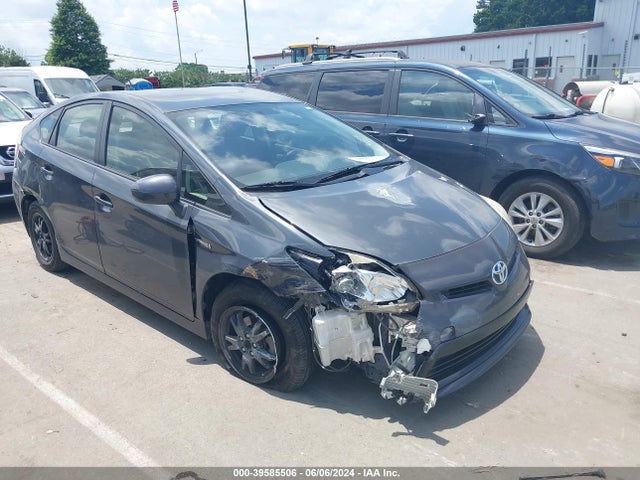 Toyota Prius Two 2014 JTDKN3DU6E0361751 main image