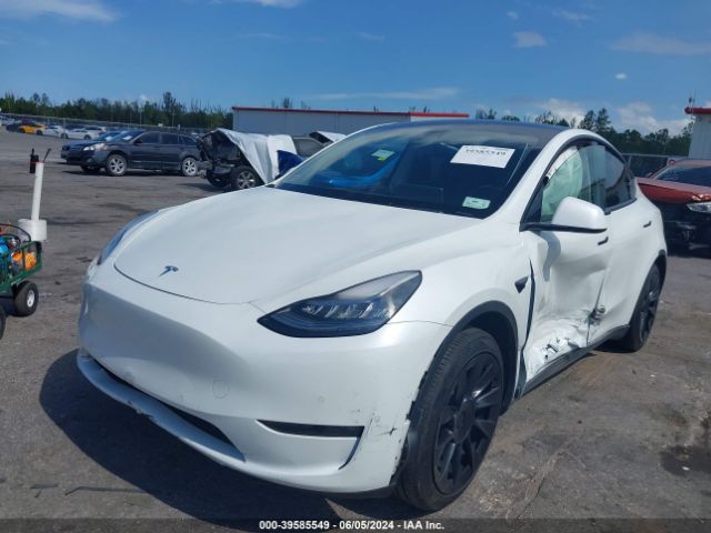 5YJYGDED0MF105730 Tesla Model Y Standard Range Rear-wheel Drive