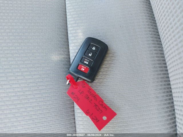 4T1BF1FK6GU152157 Toyota CAMRY SE