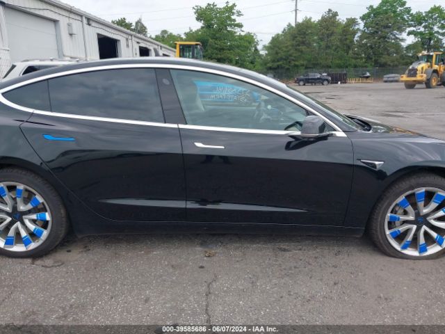 5YJ3E1EA3JF176291 Tesla Model 3 Long Range/mid Range