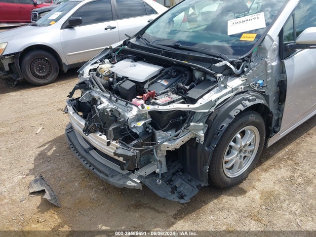 Toyota Prius Three 2016 JTDKARFU8G3011745 Image 6