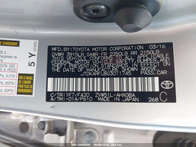 Toyota Prius Three 2016 JTDKARFU8G3011745 Image 9
