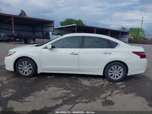 Nissan Altima 2.5 S 2018 1N4AL3APXJC220986 Image 14